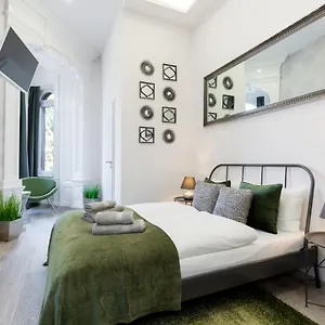 Sb Panzio Budapest