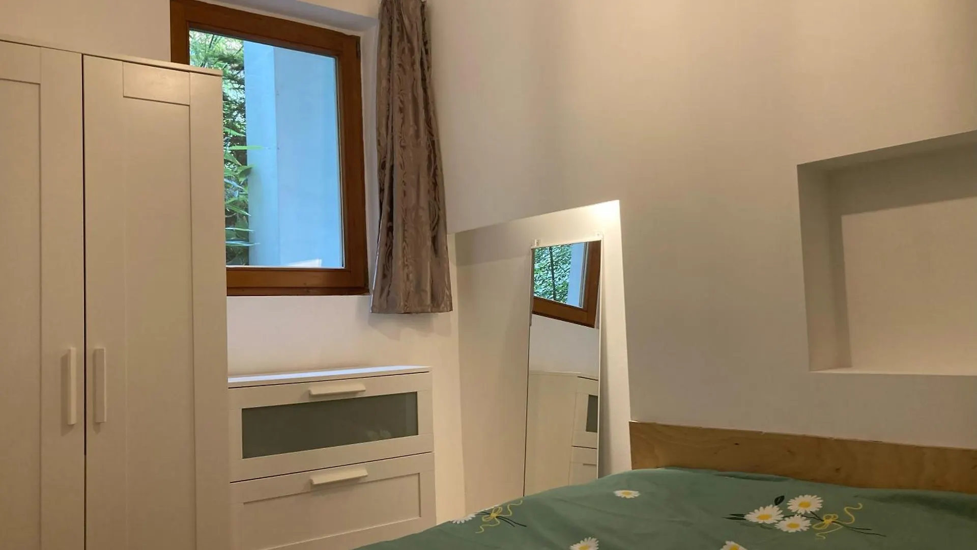 High Noon Apartment Budapest